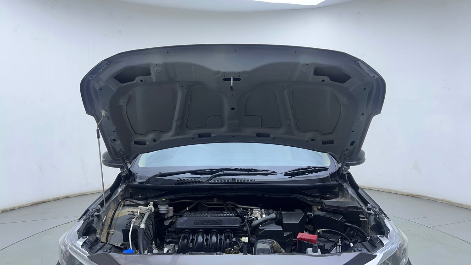Used 2024 Honda Amaze S 1.2 Petrol MT Petrol Manual engine ENGINE & BONNET OPEN FRONT VIEW