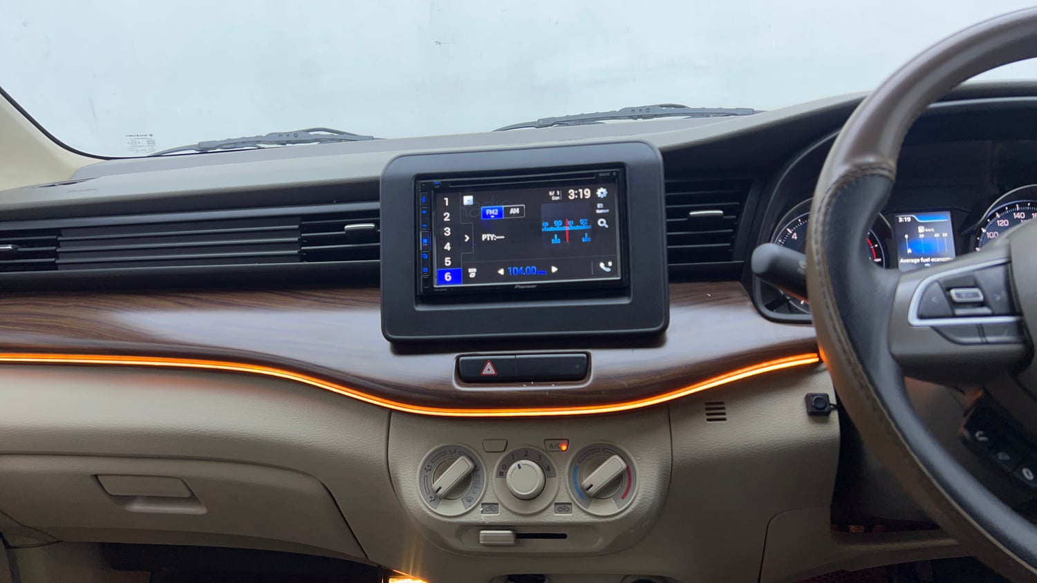 Used 2021 Maruti Suzuki New Ertiga VXi Petrol Manual interior MUSIC SYSTEM & AC CONTROL VIEW
