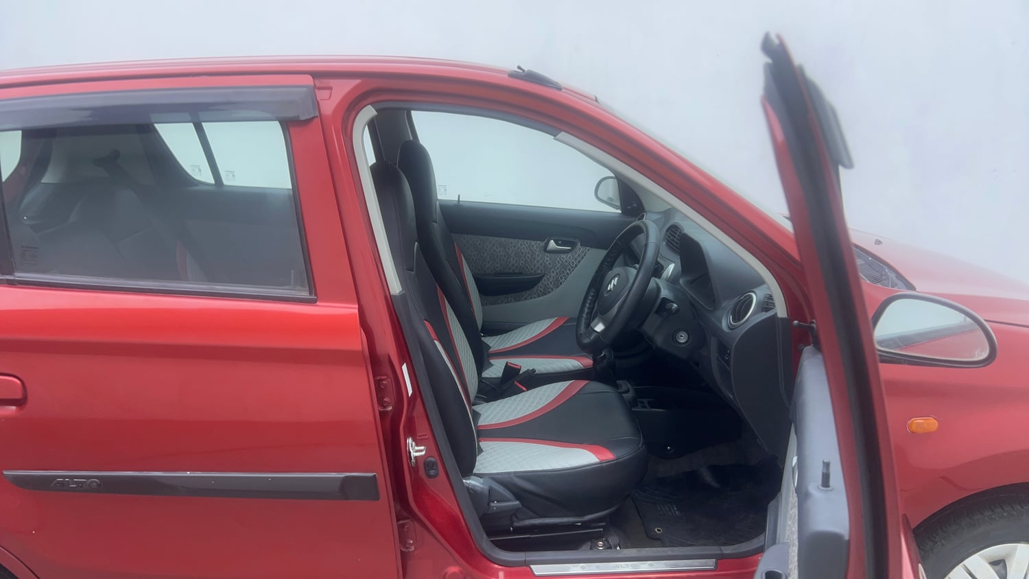 Used 2017 Maruti Suzuki Alto 800 VXi Petrol Manual interior RIGHT SIDE FRONT DOOR CABIN VIEW