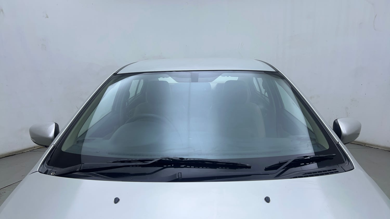 Used 2016 Maruti Suzuki Ciaz ZXi Petrol Manual exterior FRONT WINDSHIELD VIEW