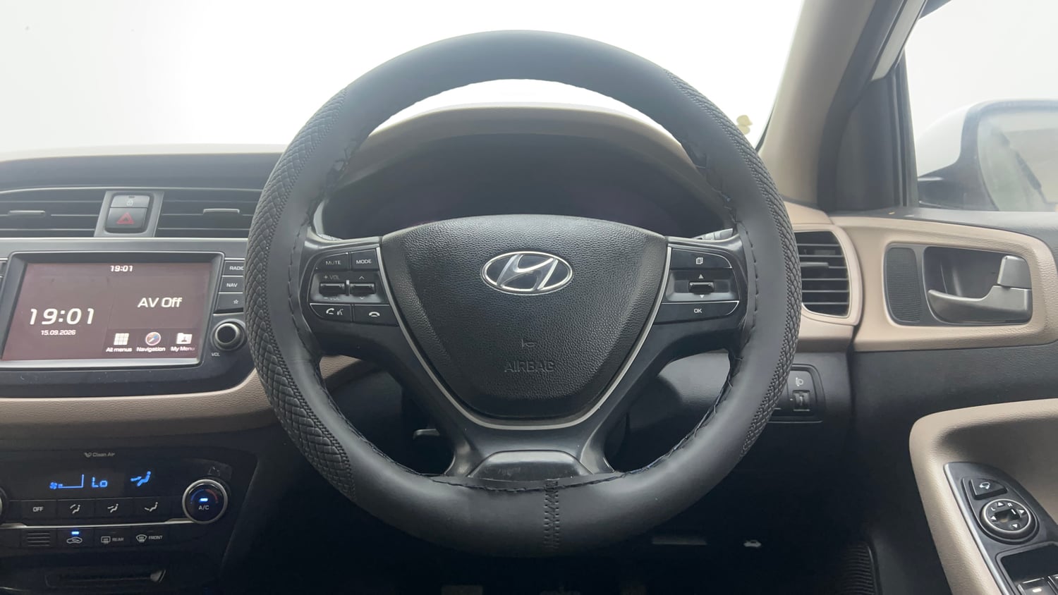 Used 2018 Hyundai Elite i20 Asta 1.2 (O) Petrol Manual interior STEERING VIEW
