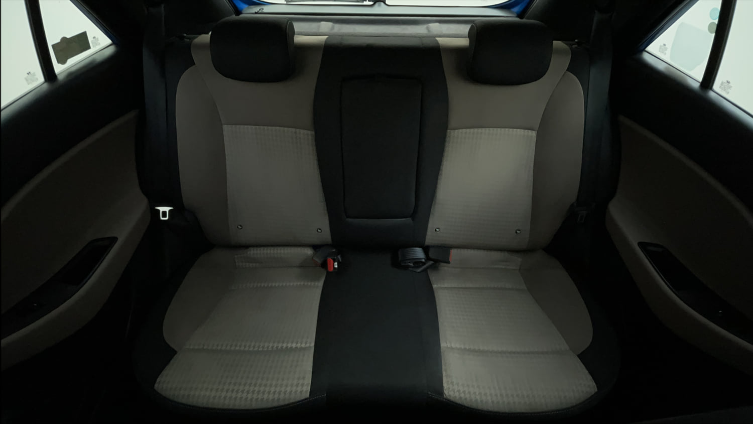 Used 2019 Hyundai Elite i20 Asta 1.2 (O) Petrol Manual interior REAR SEAT CONDITION VIEW