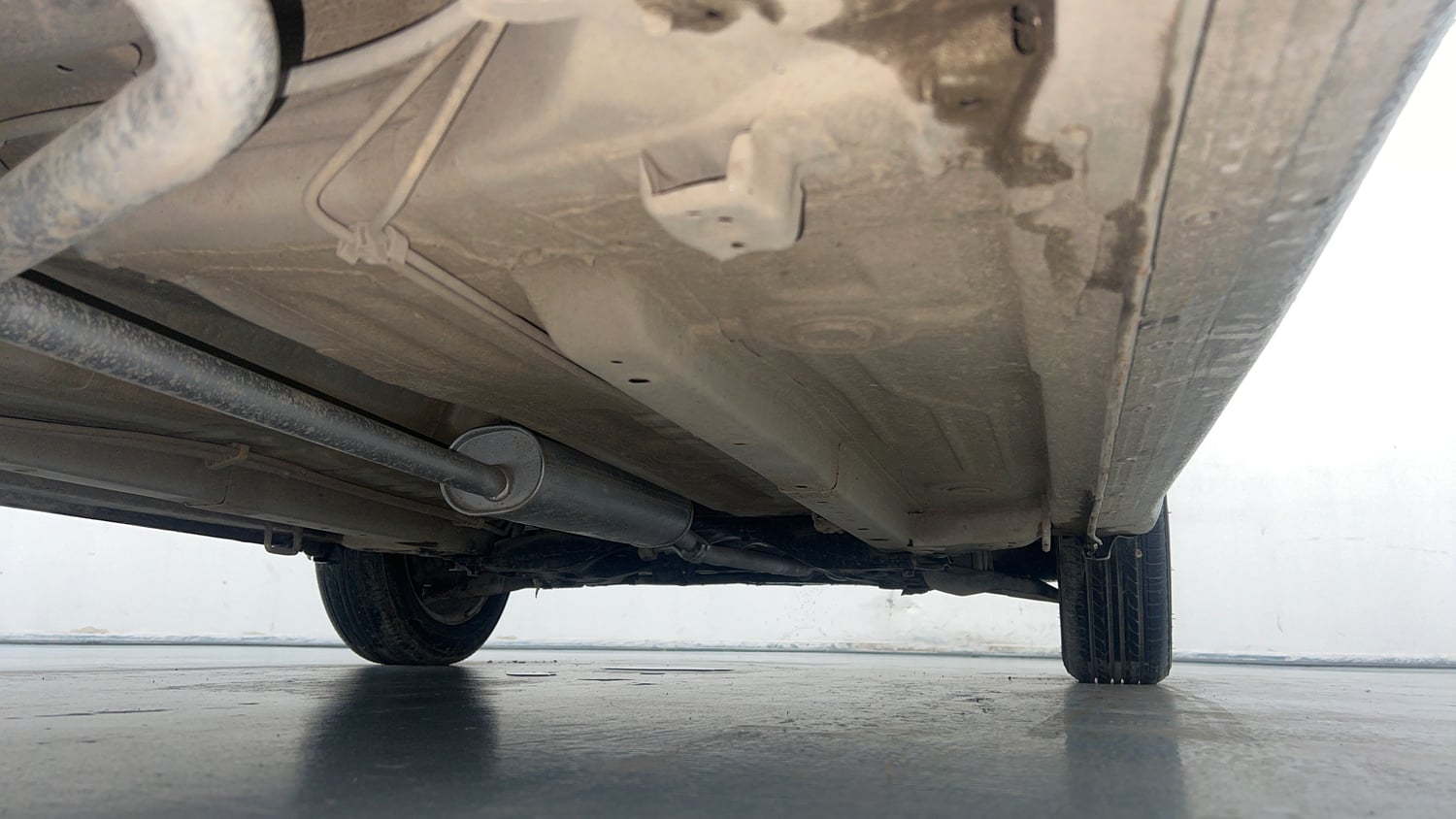 Used 2020 Maruti Suzuki Celerio VXi AMT Petrol Automatic extra REAR RIGHT UNDERBODY VIEW
