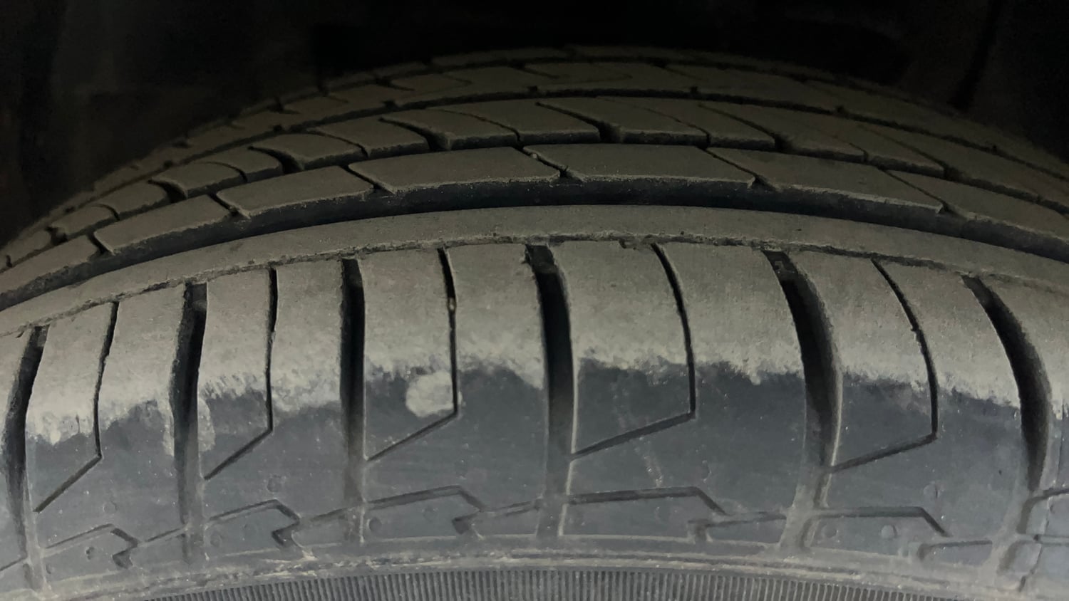 Used 2018 Tata Nexon XZA Plus Diesel Dual Tone Diesel Automatic tyres LEFT FRONT TYRE TREAD VIEW