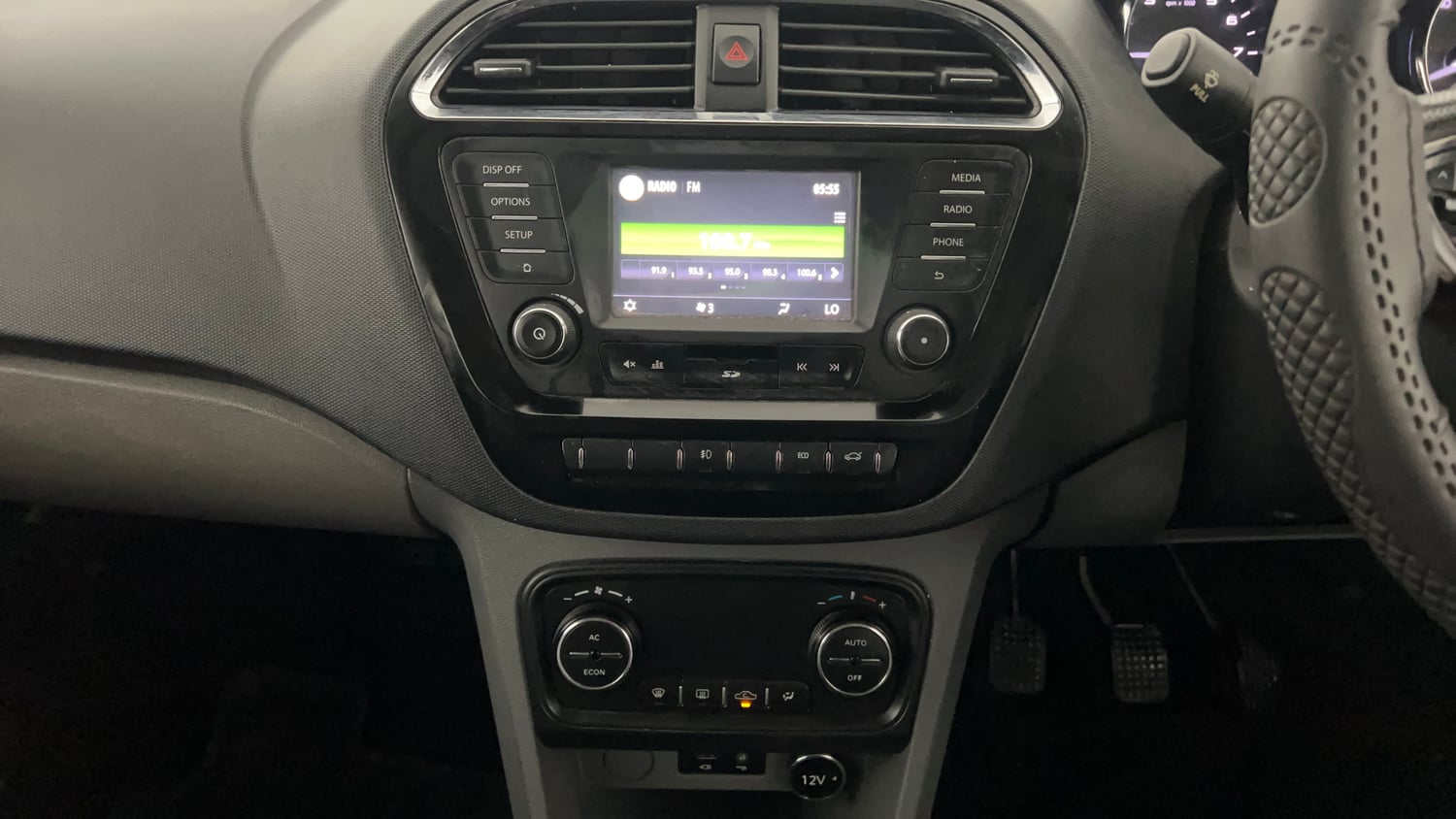 Used 2018 Tata Tigor Revotorq XZ (O) Diesel Manual interior MUSIC SYSTEM & AC CONTROL VIEW