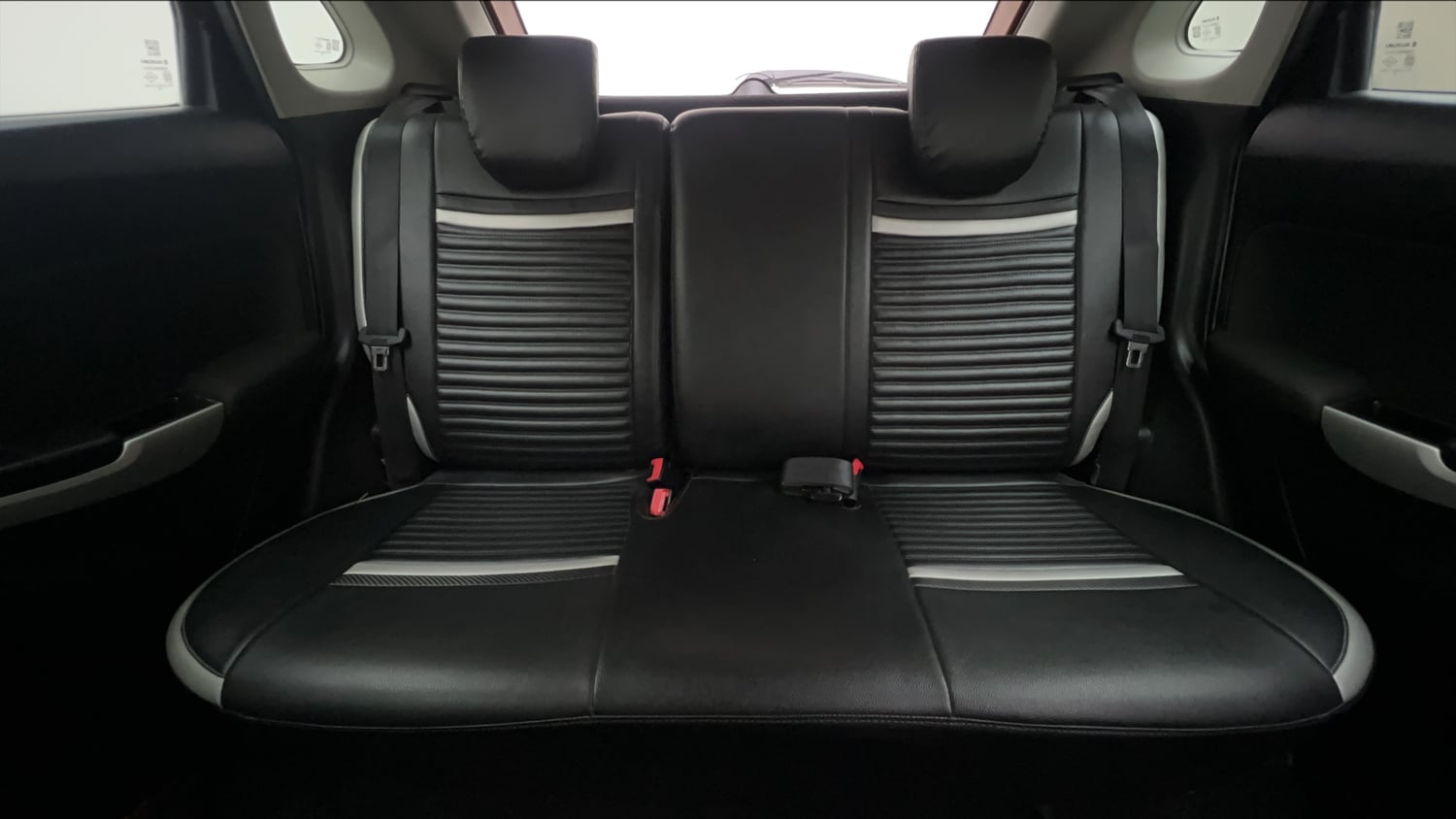 Used 2018 Maruti Suzuki Baleno Alpha 1.2 Petrol Manual interior REAR SEAT CONDITION VIEW