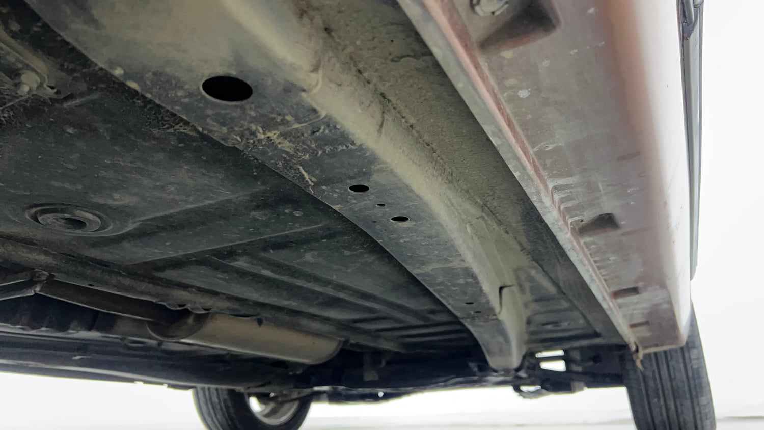 Used 2018 Maruti Suzuki Baleno Alpha 1.2 Petrol Manual extra REAR RIGHT UNDERBODY VIEW