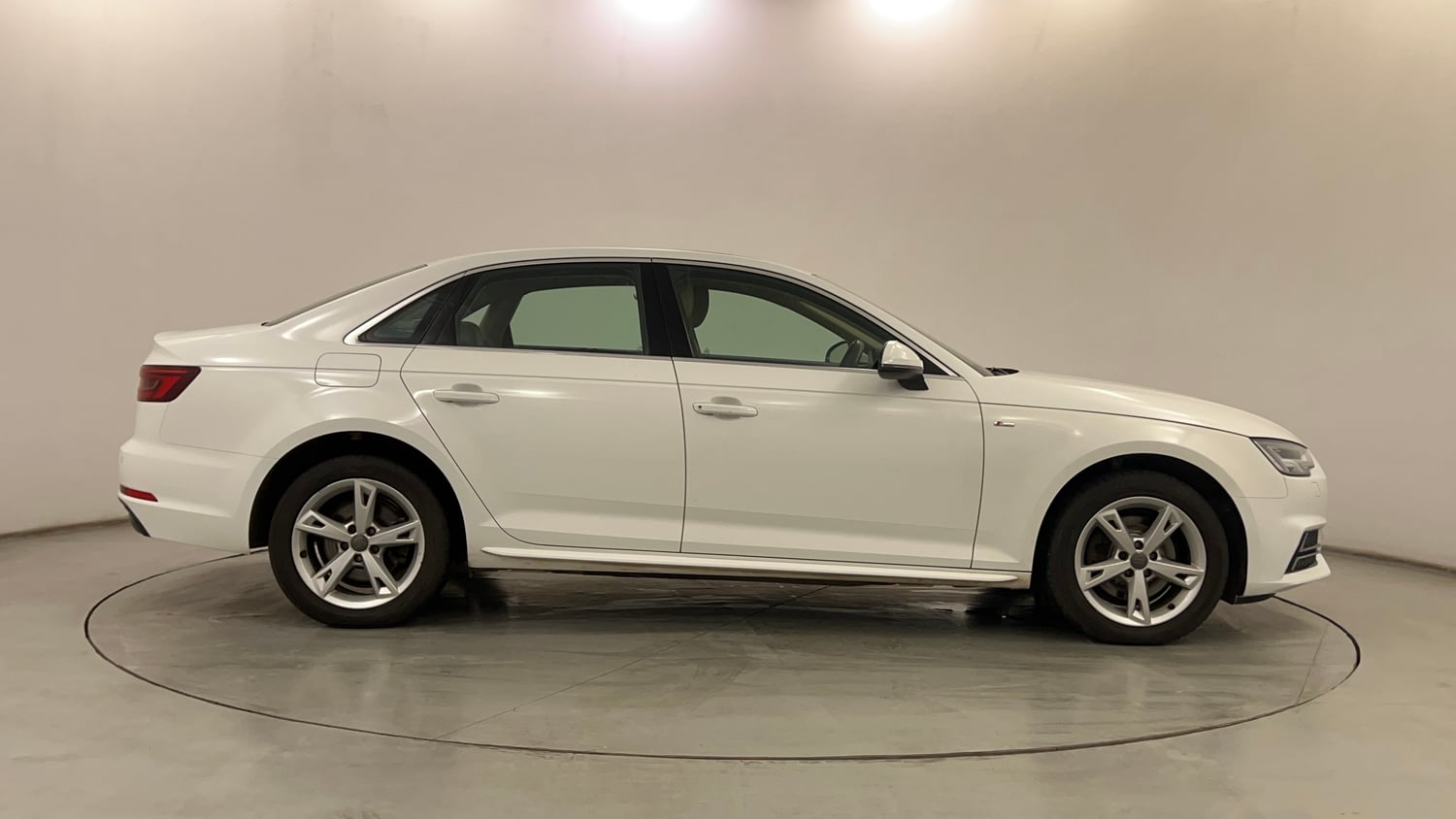 Used 2018 Audi A4 30 TFSI Premium Plus Petrol Automatic exterior RIGHT SIDE VIEW