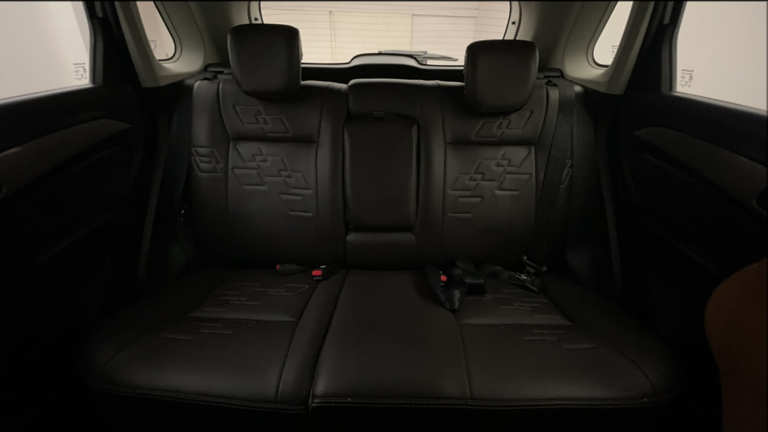 Used 2019 maruti-suzuki Vitara Brezza ZDi Plus AGS Diesel Automatic interior REAR SEAT CONDITION VIEW