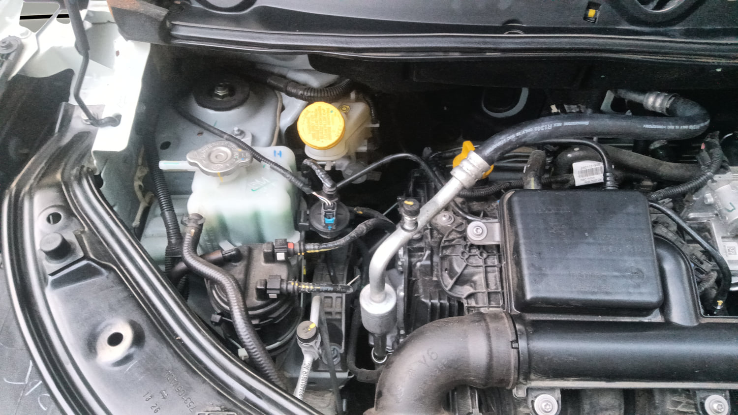 Used 2026 Nissan Magnite Acenta B4D 1.0 Petrol AMT Petrol Automatic engine ENGINE RIGHT SIDE VIEW