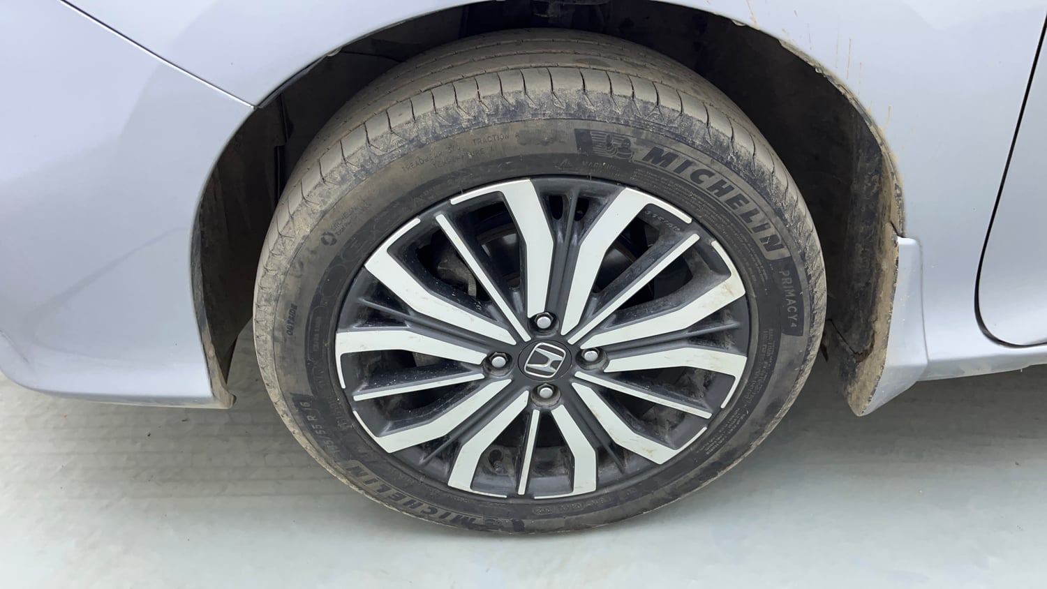 Used 2019 Honda City VX Petrol Petrol Manual tyres LEFT FRONT TYRE RIM VIEW