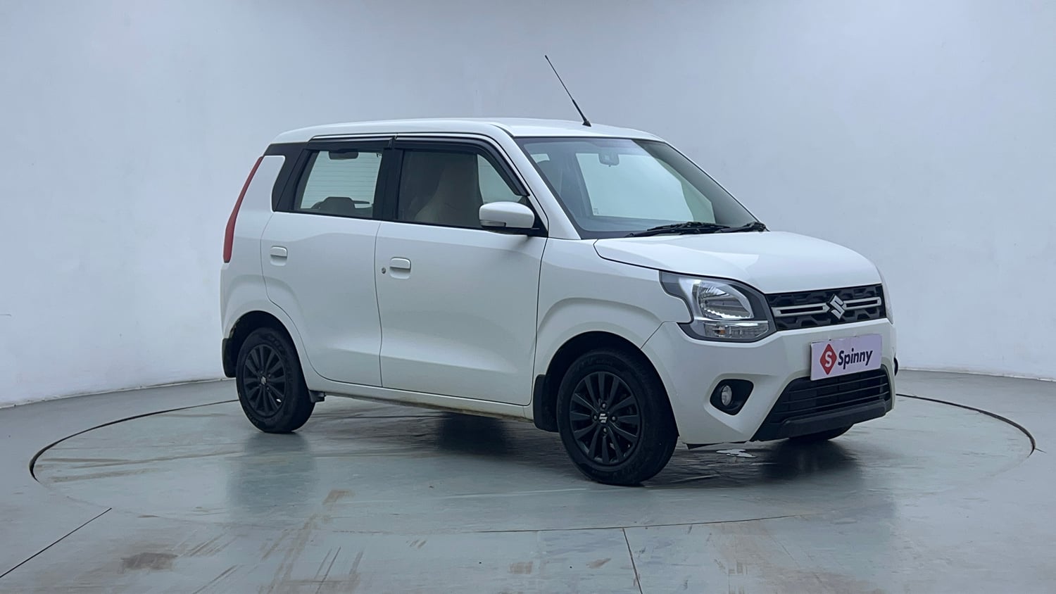Used 2023 Maruti Suzuki Wagon R ZXI Plus 1.2 Petrol Manual exterior RIGHT FRONT CORNER VIEW