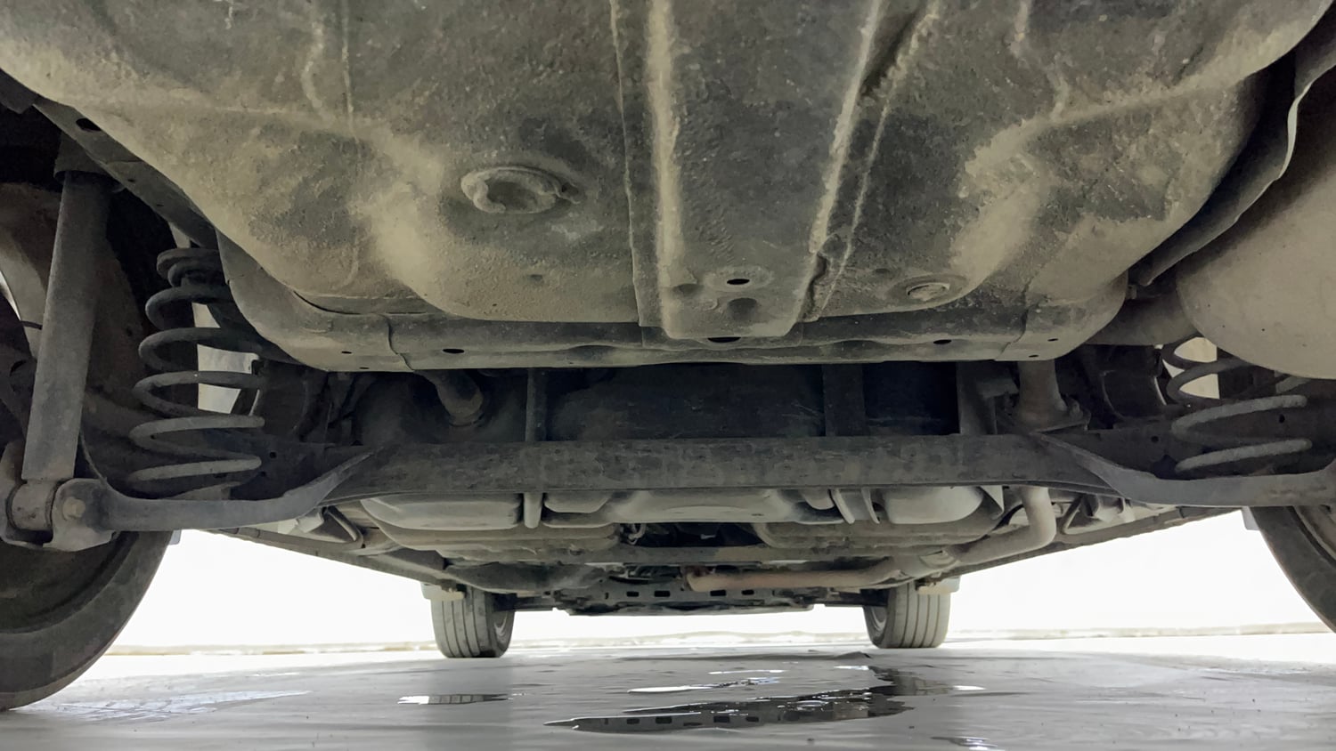 Used 2019 Honda City VX Petrol Petrol Manual extra REAR UNDERBODY VIEW (TAKEN FROM REAR)
