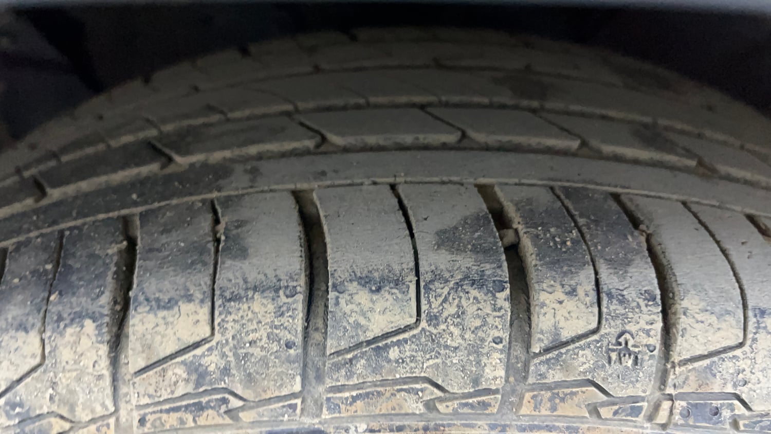 Used 2024 Kia Seltos HTX 1.5 Petrol MT Petrol Manual tyres LEFT FRONT TYRE TREAD VIEW