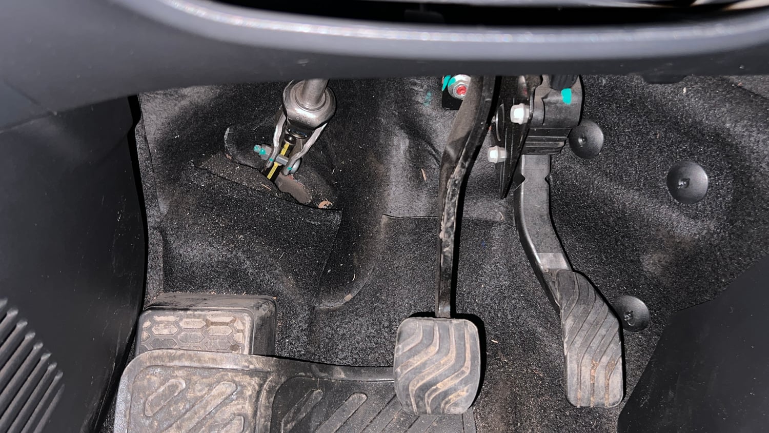 Used 2023 Nissan Magnite XV Premium Turbo CVT Petrol Automatic interior PEDALS VIEW