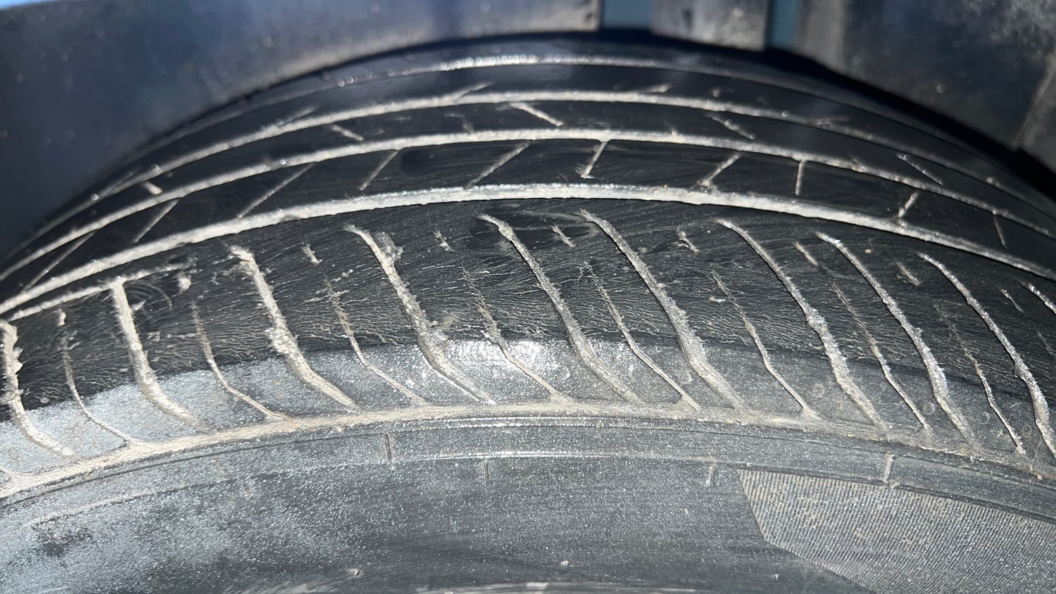 Used 2020 Maruti Suzuki Ciaz Alpha Hybrid 1.5 Petrol Manual tyres LEFT REAR TYRE TREAD VIEW