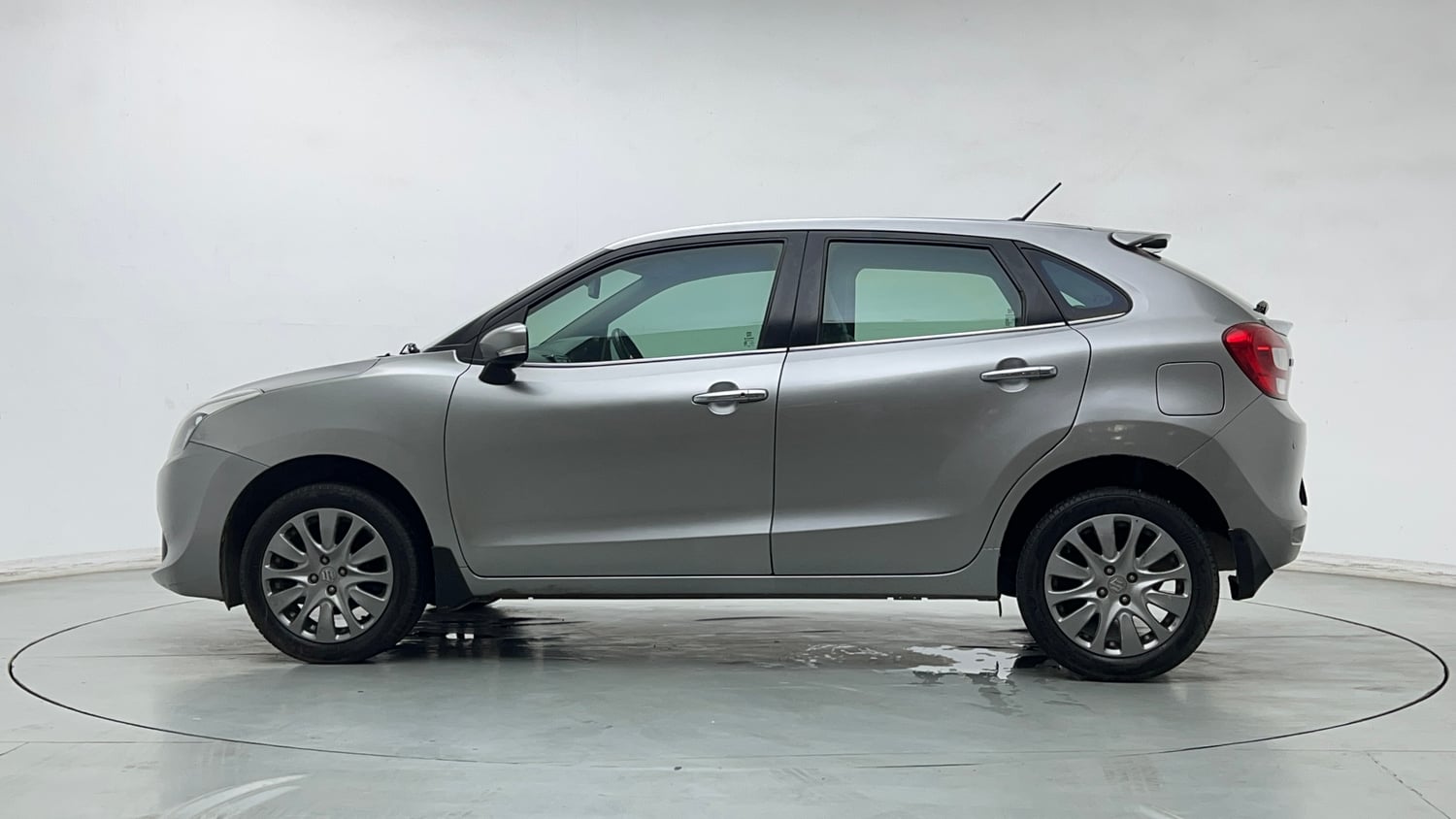 Used 2018 Maruti Suzuki Baleno Alpha 1.2 Petrol Manual exterior LEFT SIDE VIEW