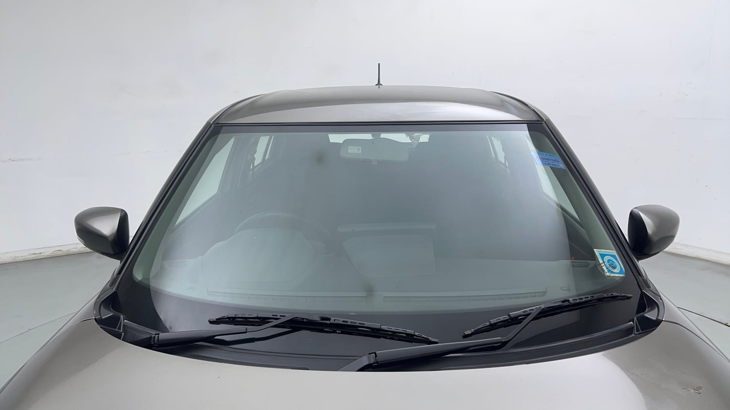 Used 2025 Maruti Suzuki Swift VXi Petrol Manual exterior FRONT WINDSHIELD VIEW
