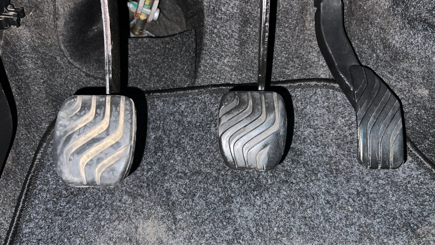 Used 2017 Renault Kwid 1.0 RXT Petrol Manual interior PEDALS VIEW