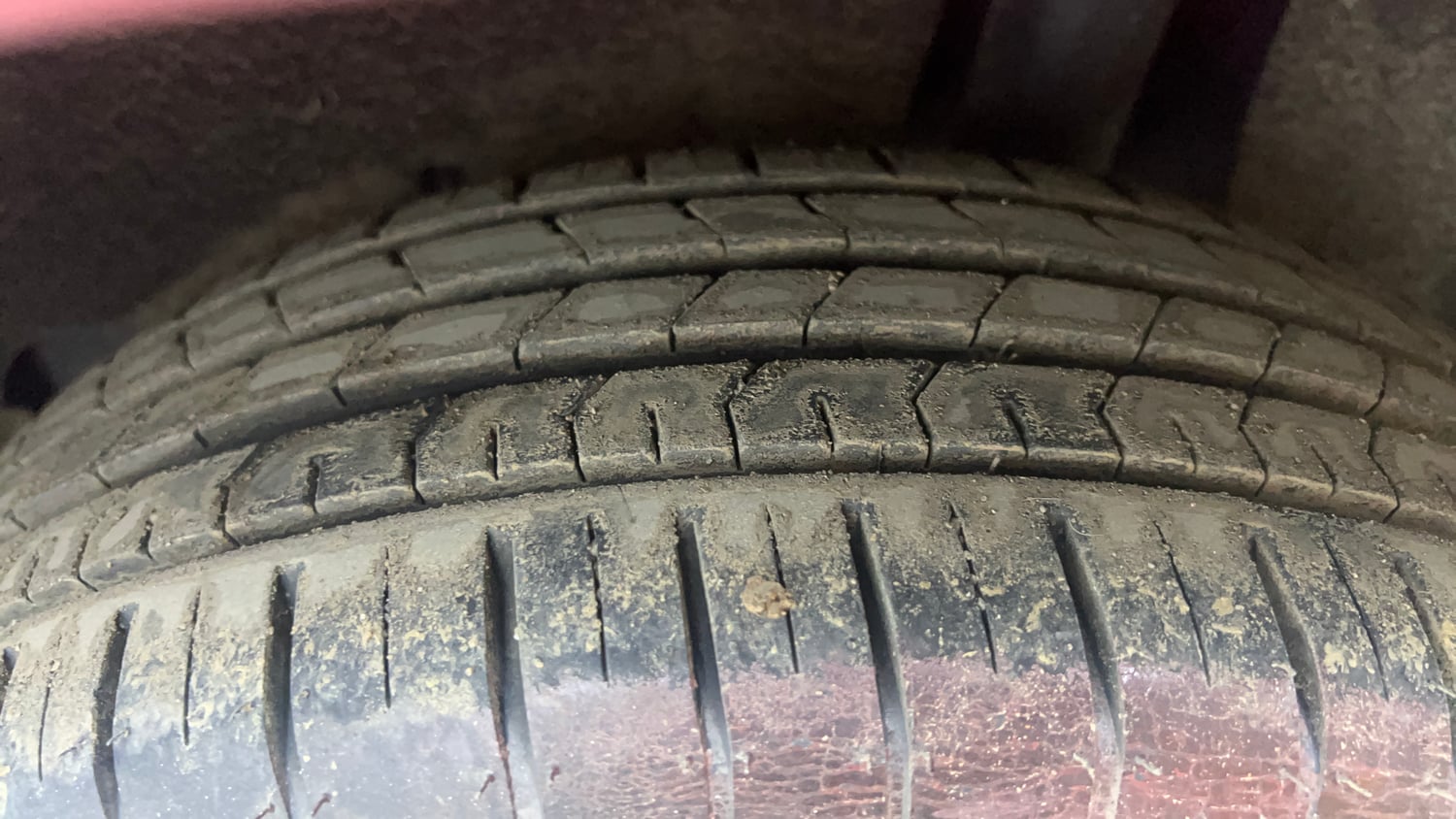 Used 2022 Maruti Suzuki Baleno Zeta Petrol Manual tyres LEFT REAR TYRE TREAD VIEW