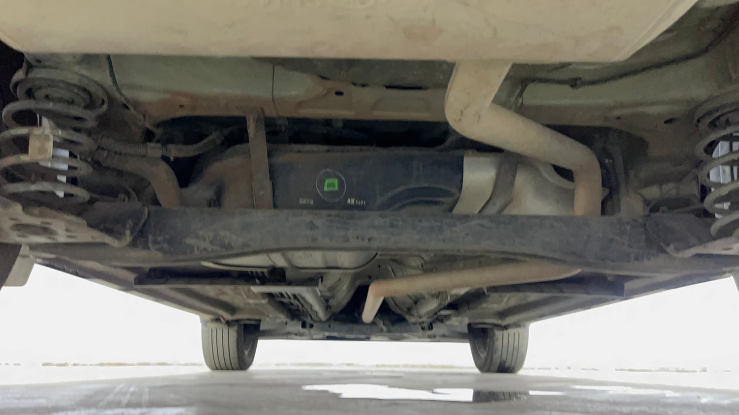 Used 2023 Kia Seltos HTX 1.5 Diesel AT Diesel Automatic extra REAR UNDERBODY VIEW (TAKEN FROM REAR)