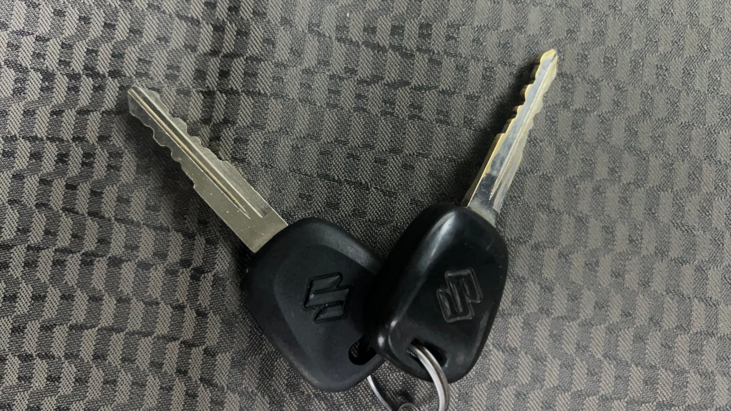Used 2014 Maruti Suzuki Wagon R LXI Petrol Manual extra CAR KEY VIEW