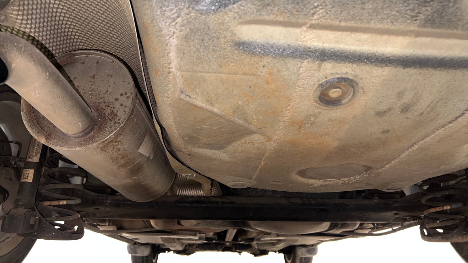 Used 2019 Skoda Rapid Ambition 1.5 TDI AT Diesel Automatic extra REAR UNDERBODY VIEW (TAKEN FROM REAR)
