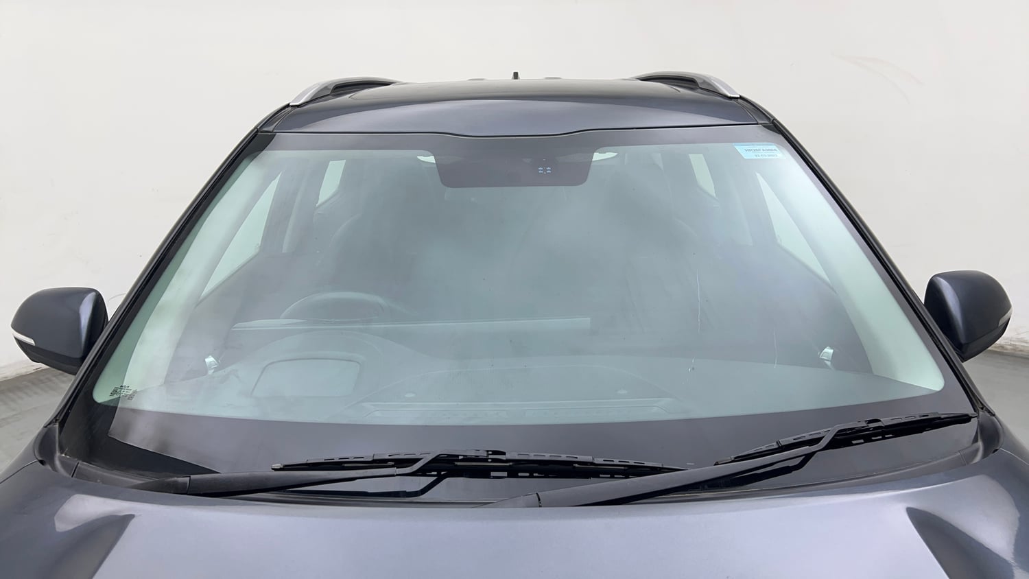 Used 2023 Kia Seltos GTX Plus 1.4 DCT Petrol Automatic exterior FRONT WINDSHIELD VIEW