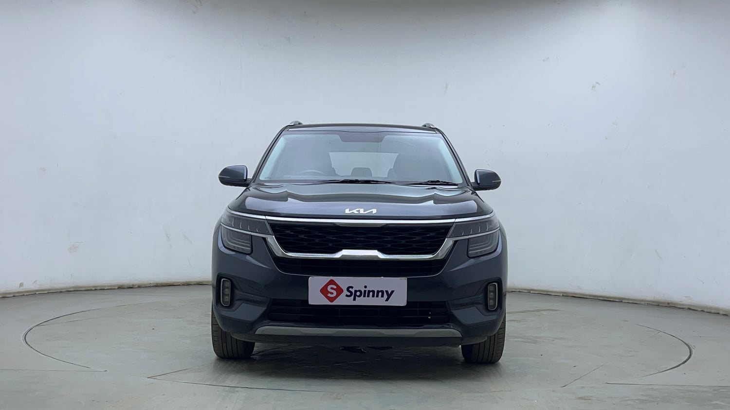 Used 2023 Kia Seltos HTX 1.5 Diesel AT Diesel Automatic exterior FRONT VIEW