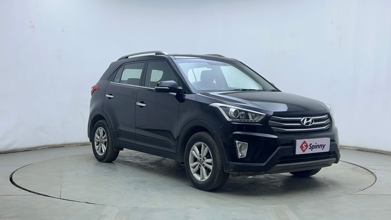 Used 2017 Hyundai Creta 1.6 SX Plus Petrol Petrol Manual exterior RIGHT FRONT CORNER VIEW
