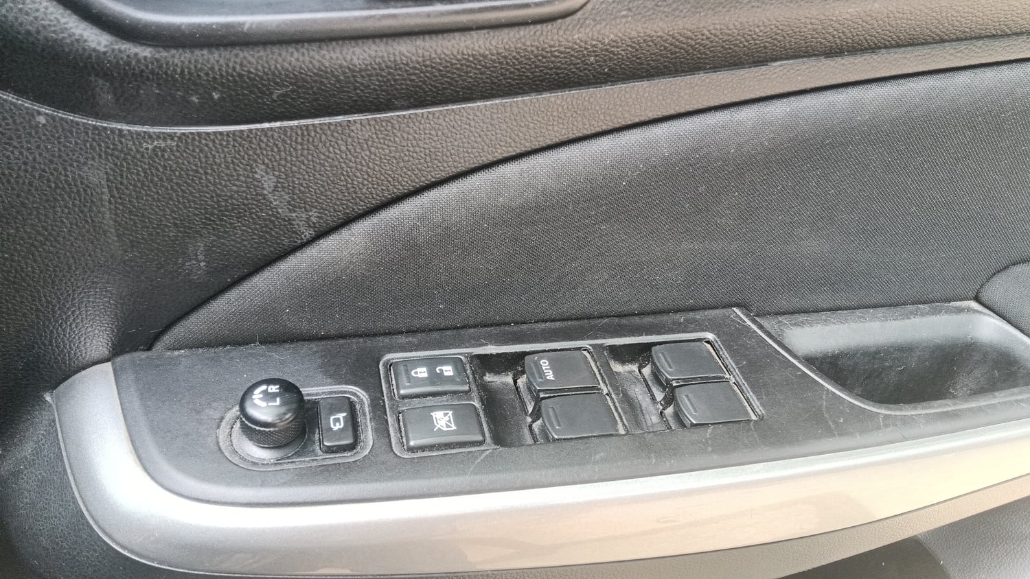 Used 2019 Maruti Suzuki Swift ZXi Petrol Manual top_features Anti pinch power windows