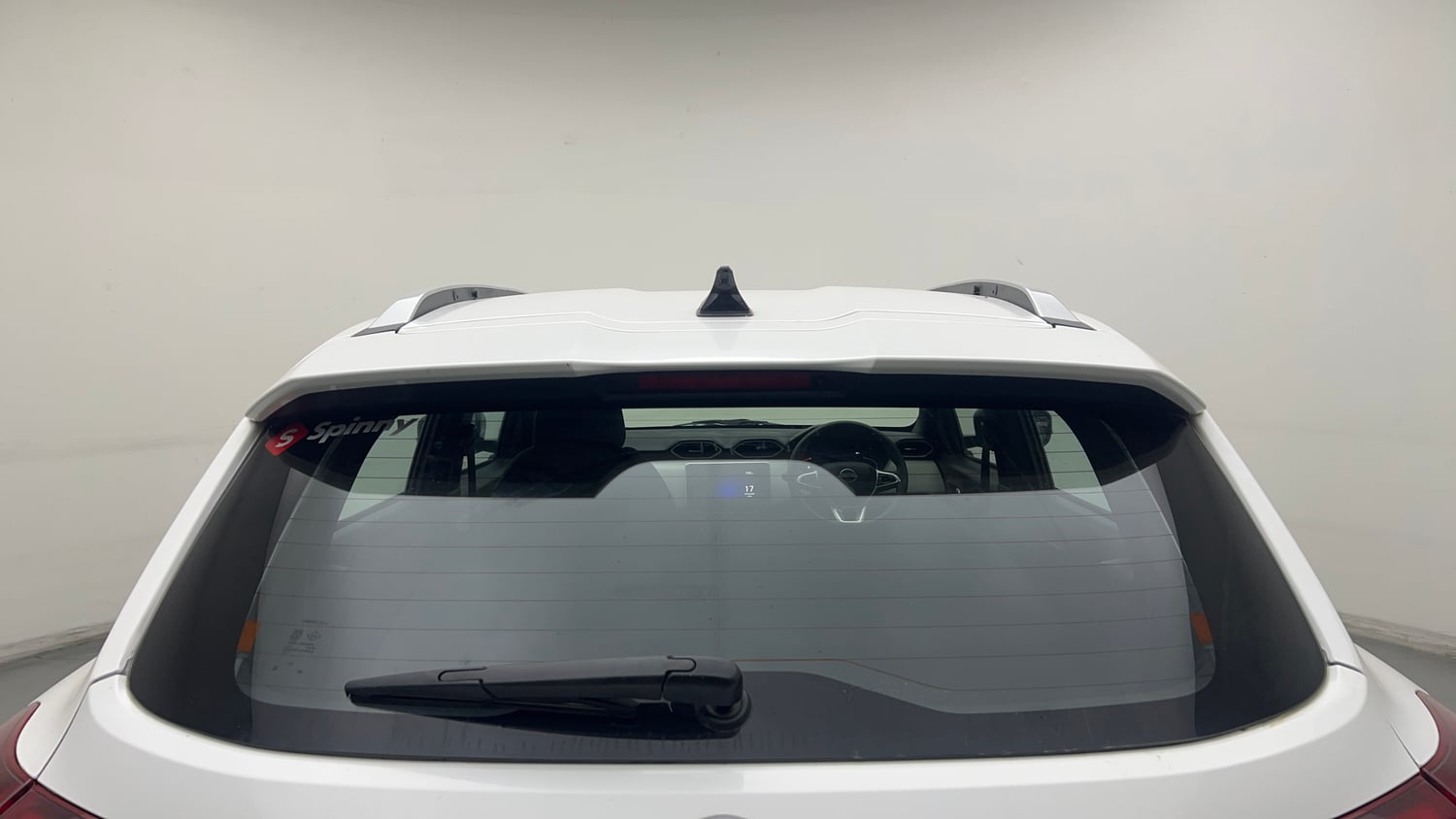 Used 2022 Nissan Magnite XV Turbo Petrol Manual exterior BACK WINDSHIELD VIEW