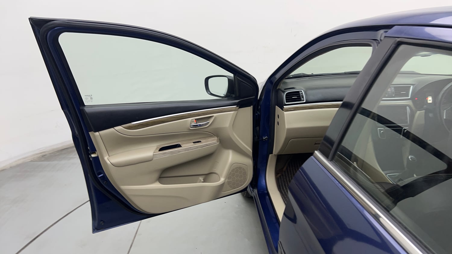 Used 2020 Maruti Suzuki Ciaz Alpha Hybrid 1.5 Petrol Manual interior LEFT FRONT DOOR OPEN VIEW