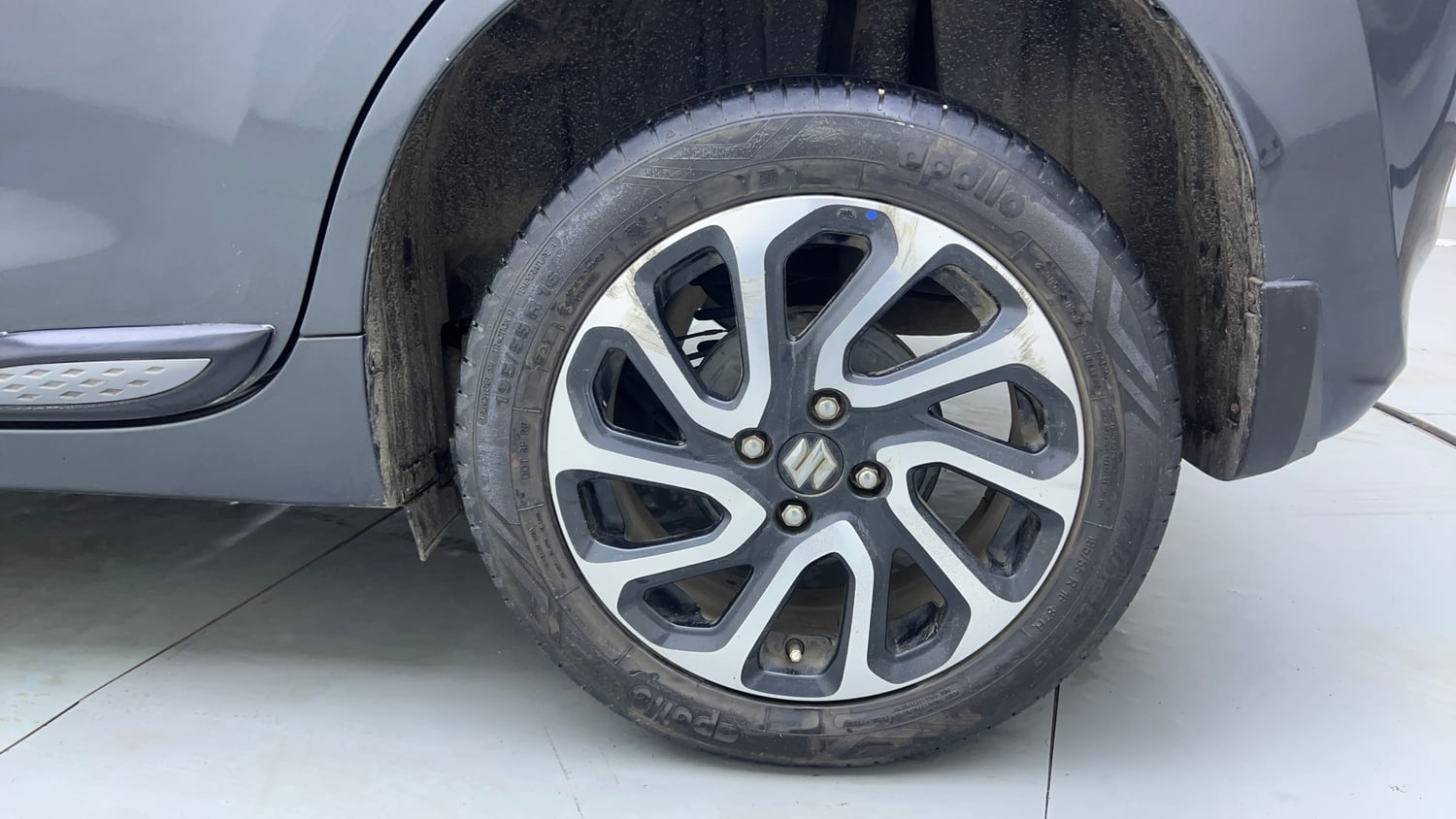 Used 2022 Maruti Suzuki Baleno Alpha MT Petrol Manual tyres LEFT REAR TYRE RIM VIEW