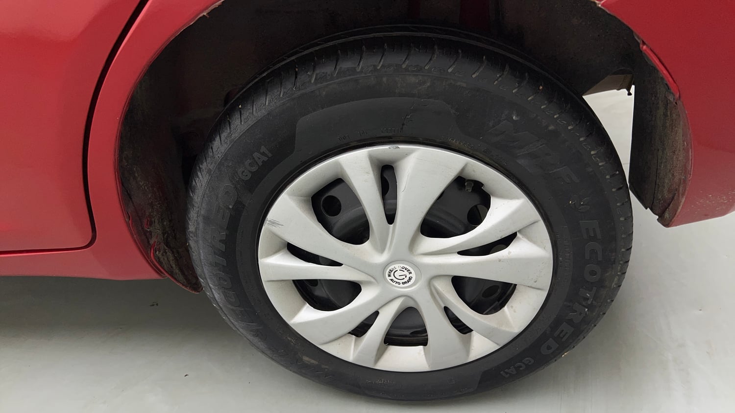 Used 2024 Maruti Suzuki Swift VXi (O) Petrol Manual tyres LEFT REAR TYRE RIM VIEW
