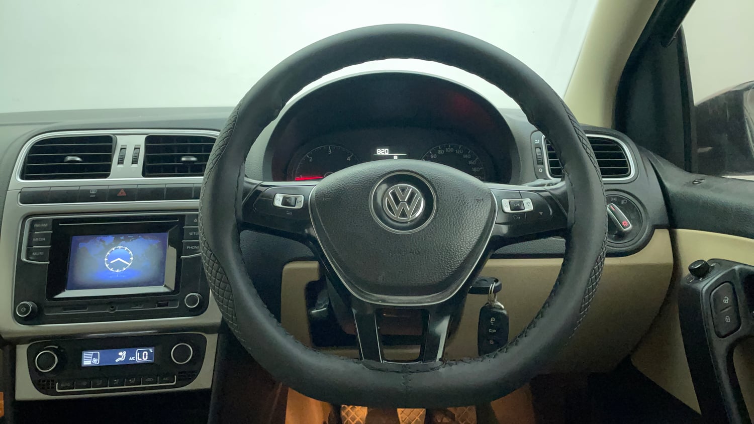 Used 2016 Volkswagen Polo Highline1.5L (D) Diesel Manual interior STEERING VIEW
