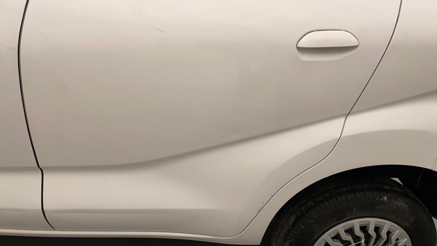 Used 2017 Datsun Redi-GO T (O) Petrol Manual dents MINOR SCRATCH