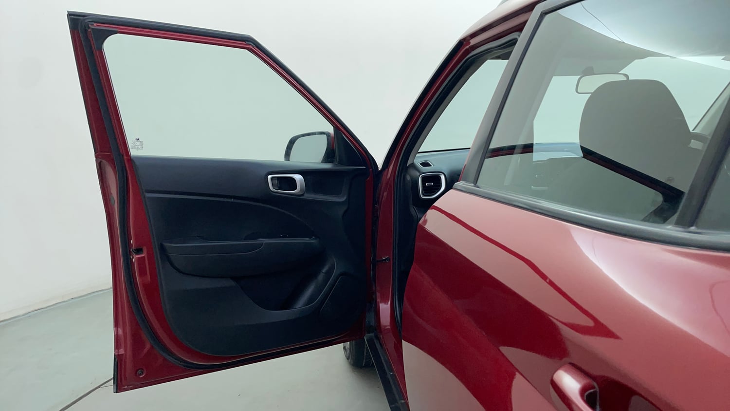 Used 2019 hyundai Venue S 1.0 AT Turbo Petrol Petrol Automatic interior LEFT FRONT DOOR OPEN VIEW
