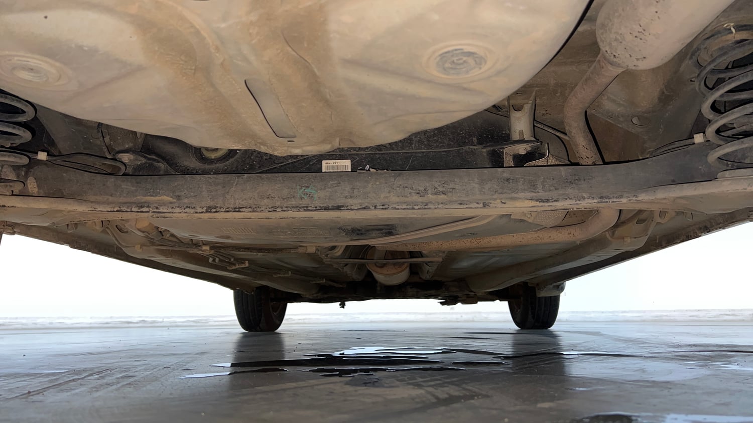 Used 2018 Maruti Suzuki Baleno Delta 1.2 Petrol Manual extra REAR UNDERBODY VIEW (TAKEN FROM REAR)