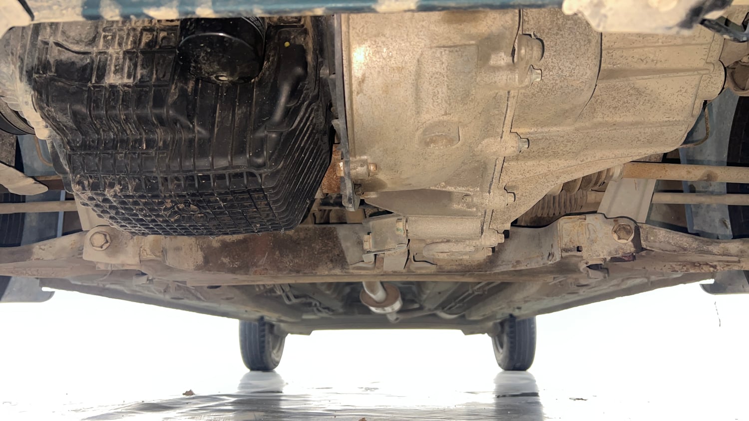 Used 2020 Renault Kwid Neotech RXL Petrol Manual extra FRONT LEFT UNDERBODY VIEW