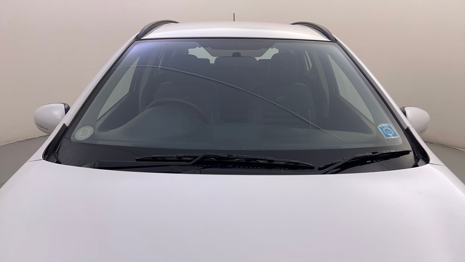 Used 2016 Maruti Suzuki S-Cross Zeta 1.3 Diesel Manual exterior FRONT WINDSHIELD VIEW