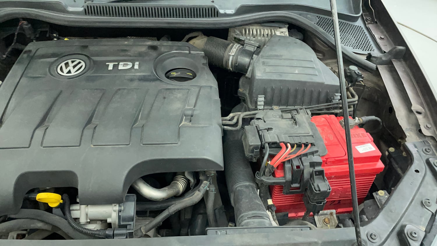 Used 2016 Volkswagen Polo Highline1.5L (D) Diesel Manual engine ENGINE LEFT SIDE VIEW