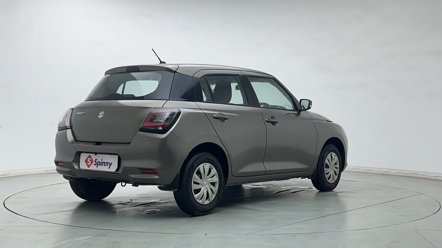 Used 2025 Maruti Suzuki Swift VXi Petrol Manual exterior RIGHT REAR CORNER VIEW