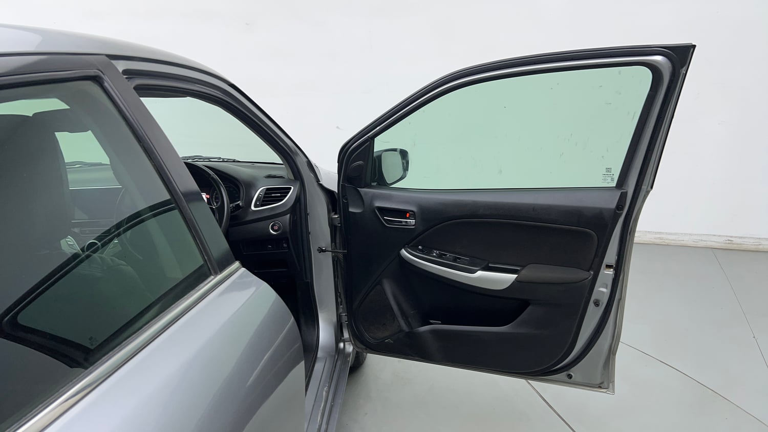 Used 2018 Maruti Suzuki Baleno Alpha 1.2 Petrol Manual interior RIGHT FRONT DOOR OPEN VIEW