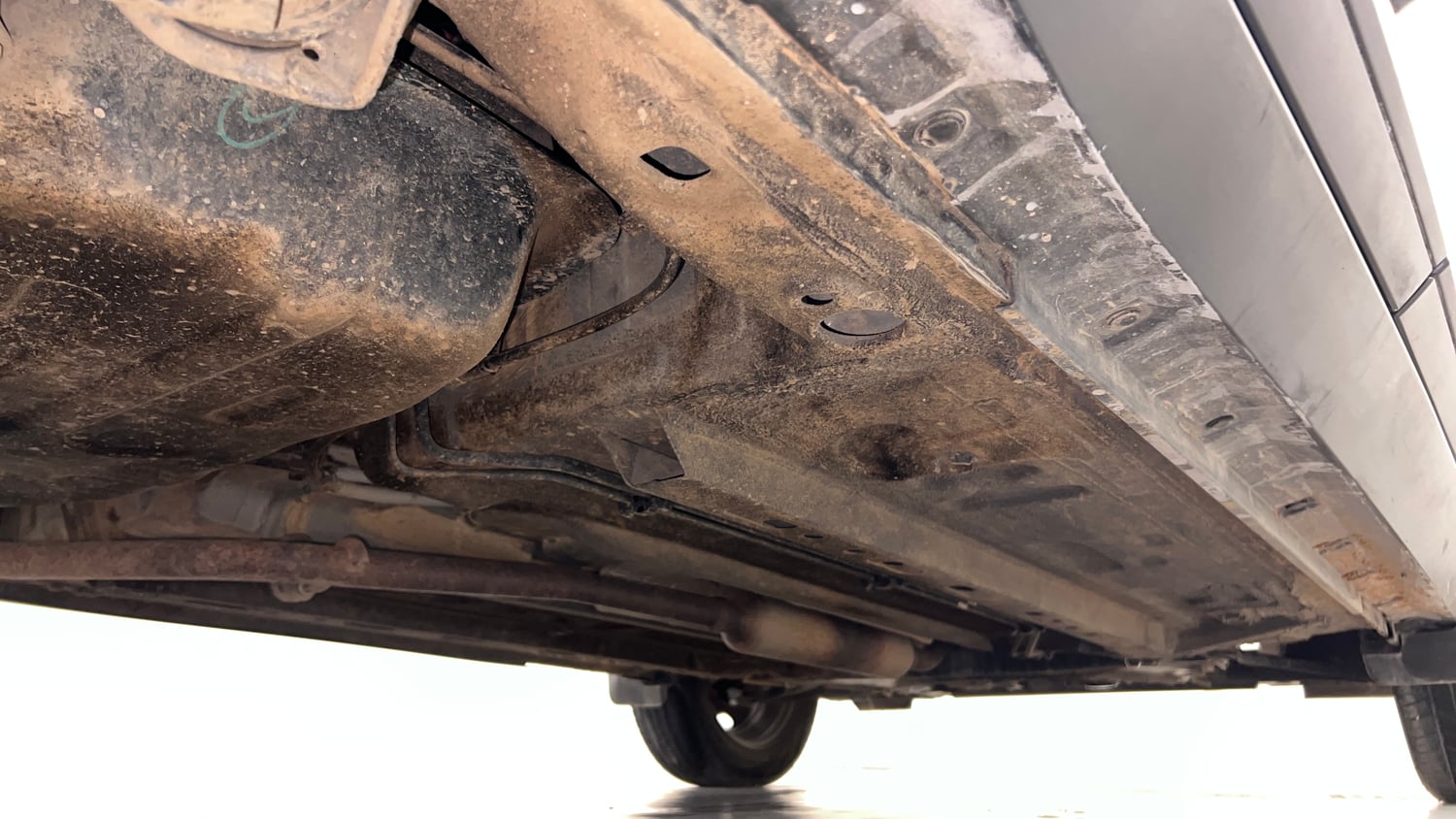 Used 2024 Nissan Magnite XE Petrol Manual extra REAR RIGHT UNDERBODY VIEW