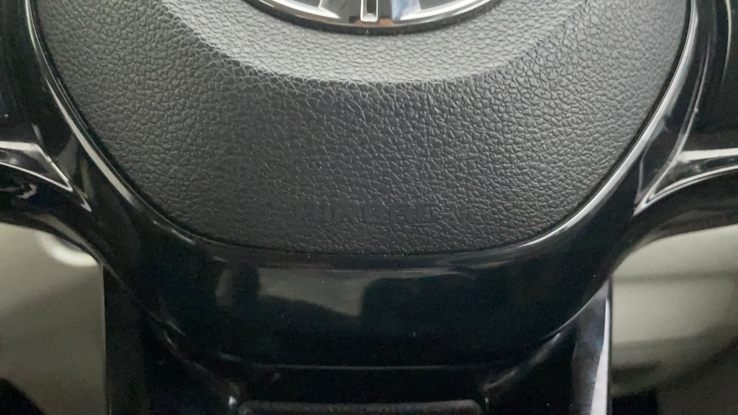 Used 2022 Tata Nexon XZ Plus Diesel Diesel Manual top_features Airbags