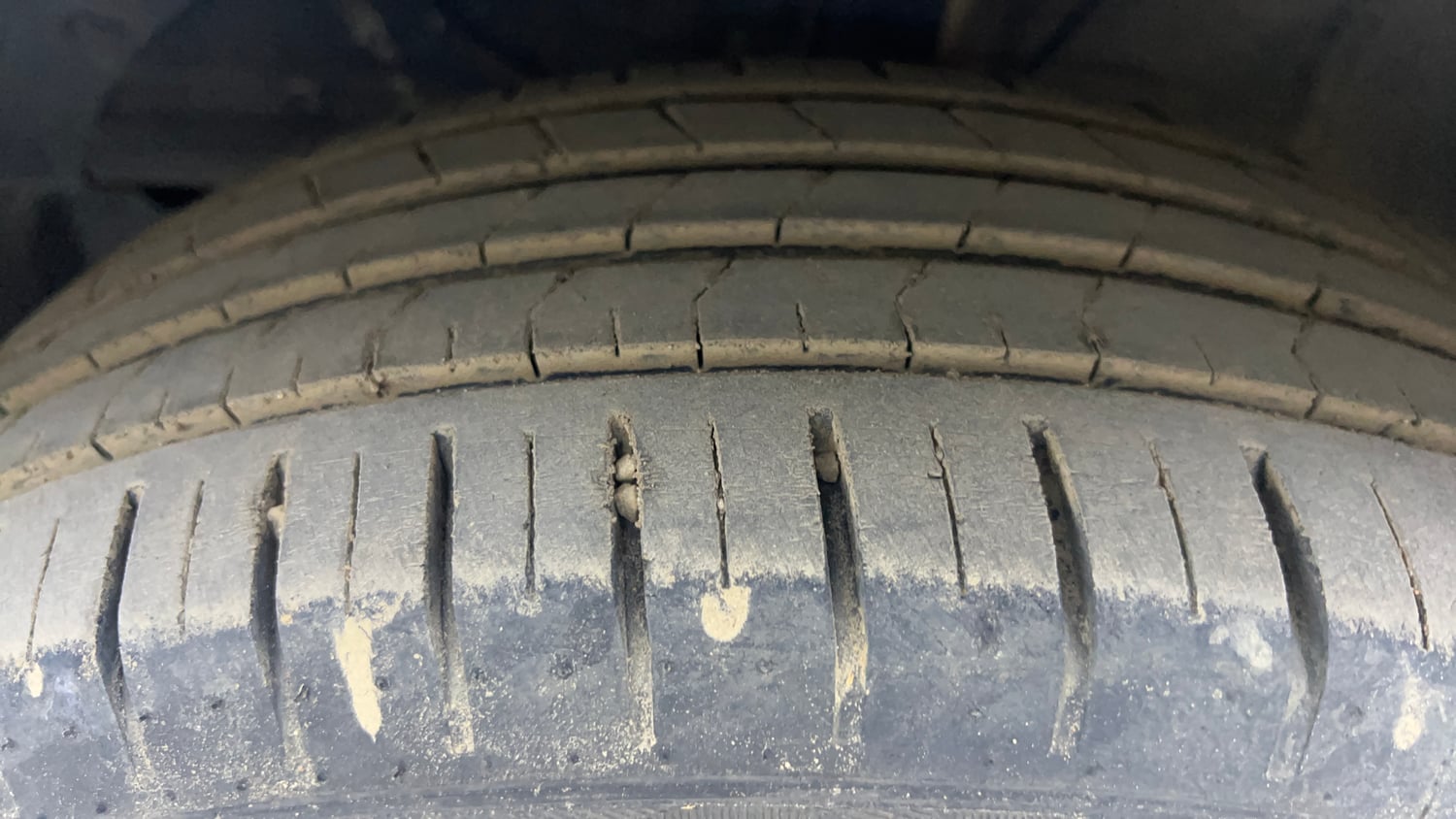 Used 2024 Maruti Suzuki Baleno Alpha MT Petrol Manual tyres LEFT FRONT TYRE TREAD VIEW