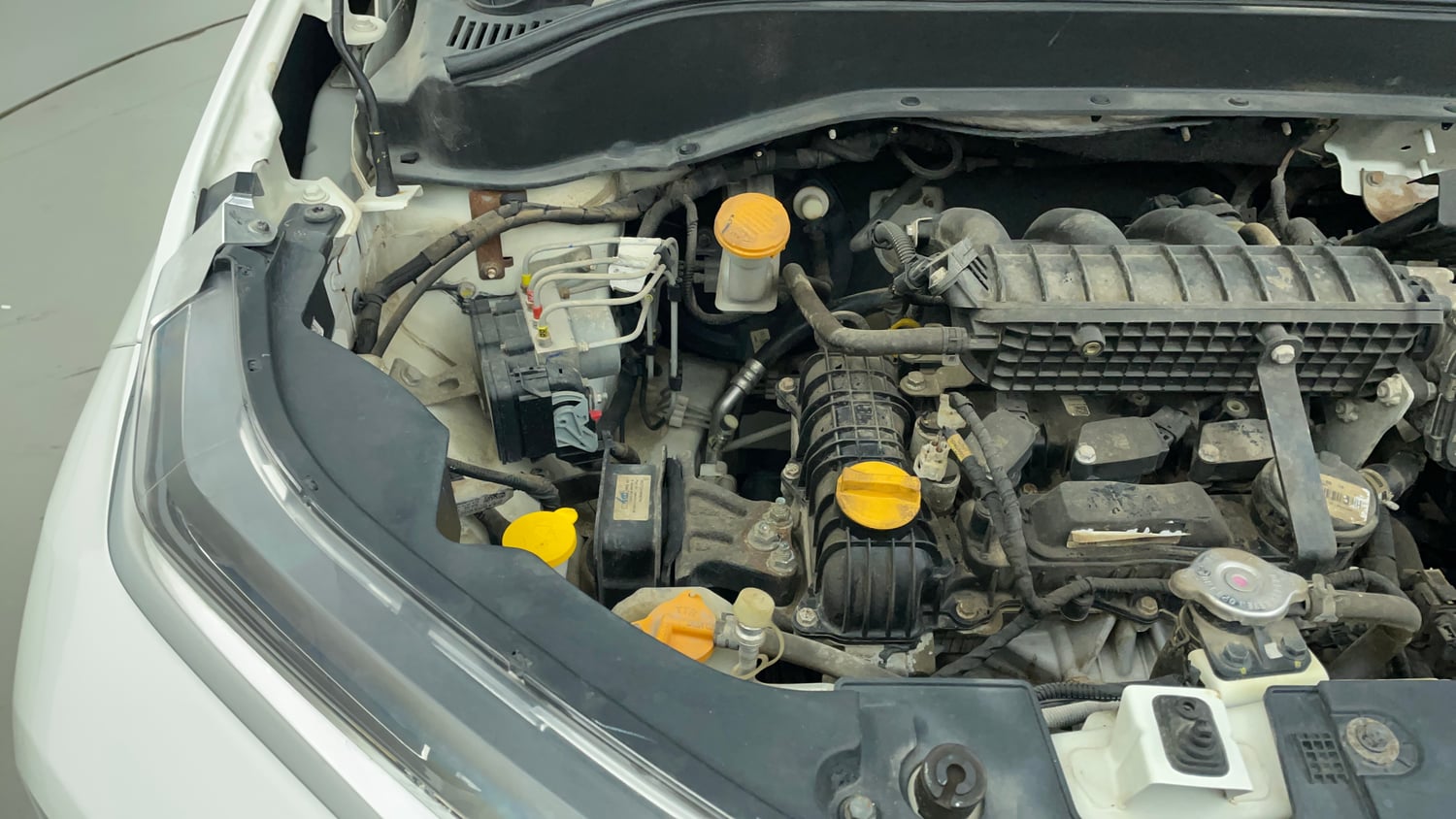Used 2023 Tata Punch Accomplished AMT Petrol Automatic engine ENGINE RIGHT SIDE VIEW