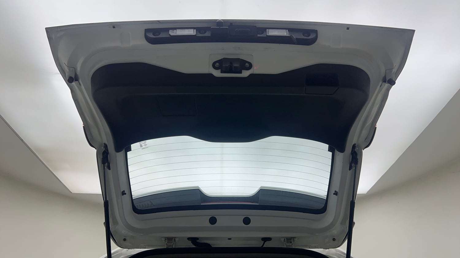 Used 2022 Nissan Magnite XV Turbo Petrol Manual interior DICKY DOOR OPEN VIEW