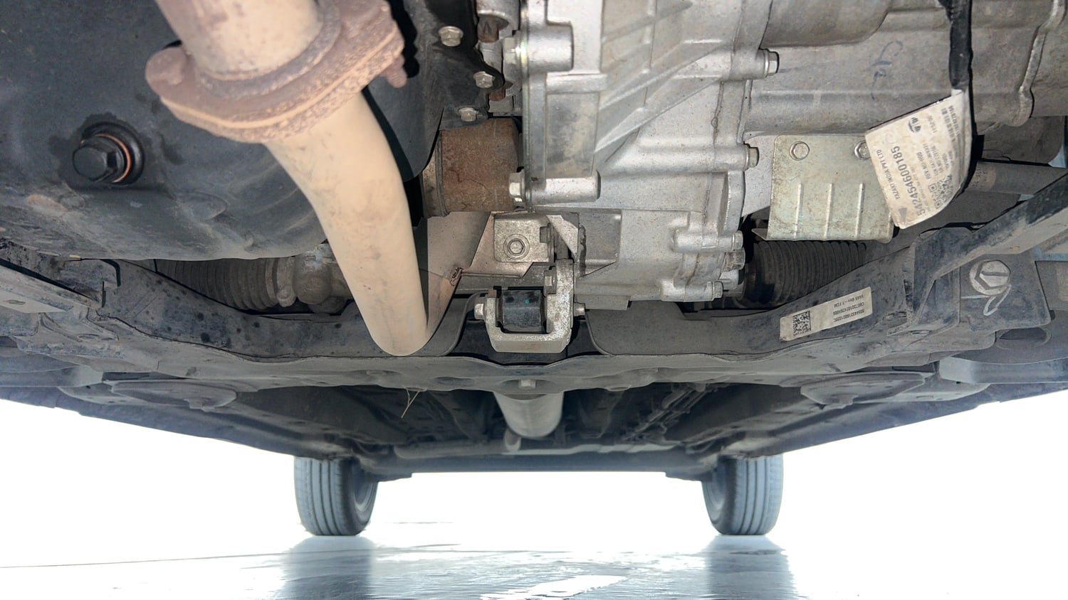 Used 2024 Tata Punch Creative Plus AMT Petrol Automatic extra FRONT LEFT UNDERBODY VIEW